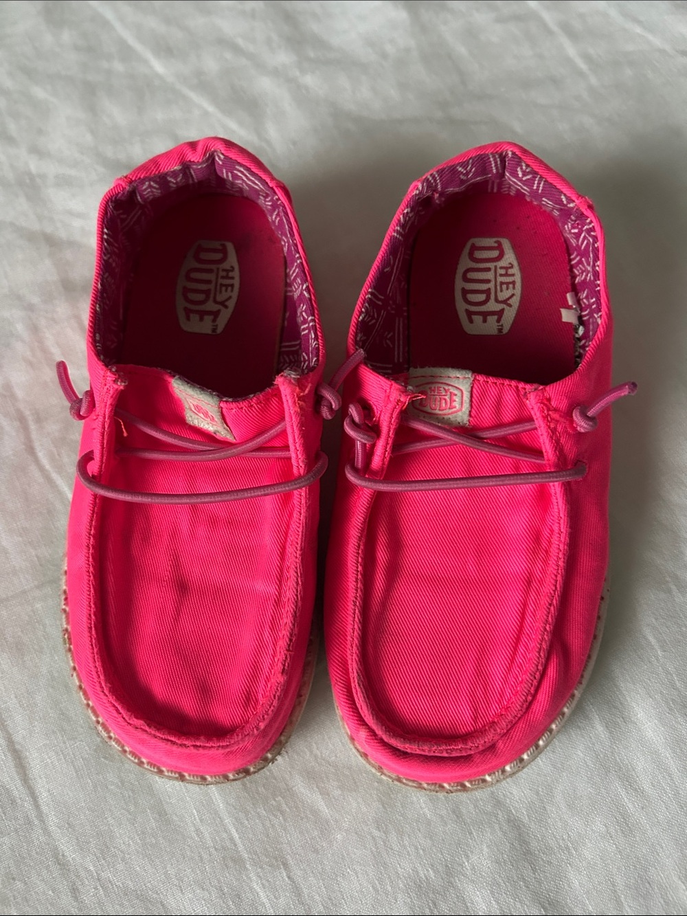 Heydude Wendy Slip-On Casual
Shoe - Toddler - Neon Pink, Sz.10.